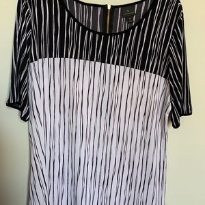Wht & Blk Worthington blouse,casual top, poly/span